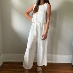 Dear Love Apricot Ankle Wide Leg Jumpsuit Sz. Medium Color: Apricot (white)
